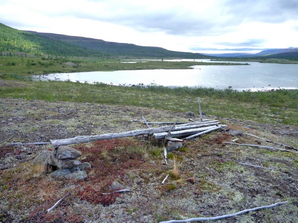 Останки чего-то рукотворного