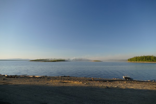 Остров горит